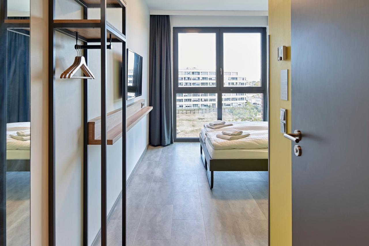 Twin Room,1481240063:JPEG