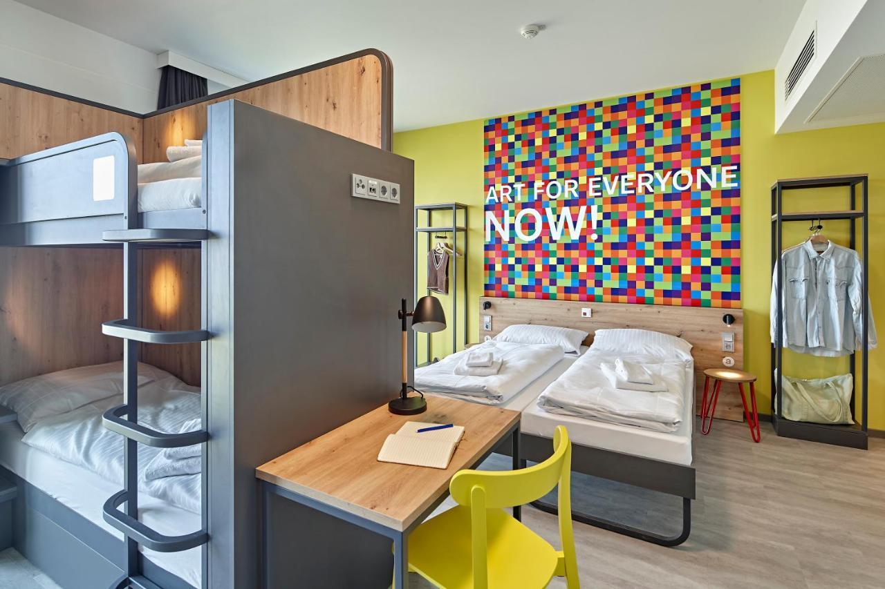 Bed 6-Bed Mixed Dormitory Room,1481253650:JPEG